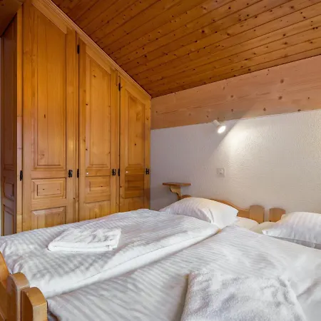 Apartment Tarcianne B12